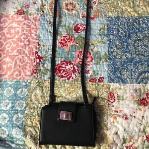 Crossbody purse
